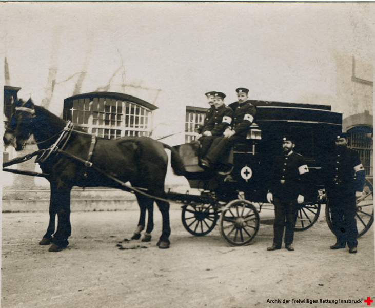 Datei:FOT1912 20190713182337 r schmalspuriger leichter bergwagen.png