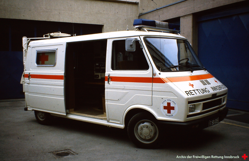 Datei:FUWA1978 1-2 LSFRI2-20180502094121 funkwagen 1978.png