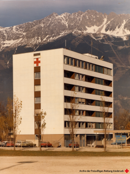 OERK-FRI-IMMO-SU-SU1970 1-1 r rettungswache s3 1970.png